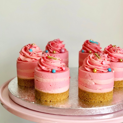 pink_mini_cheesecake.jpeg